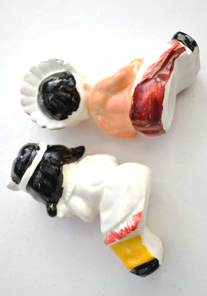Vintage Van Tellingen Kissing Native American Salt and Pepper Shakers