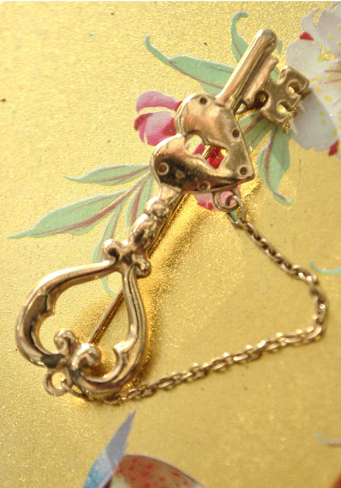 Vintage Lock and Key Brooch
