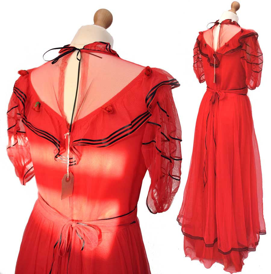 1980s Vintage Red Evening Prom Dress • Ball Gown