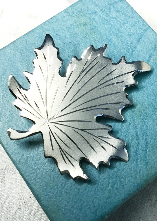 sterling silver boyd bond maple leaf brooch