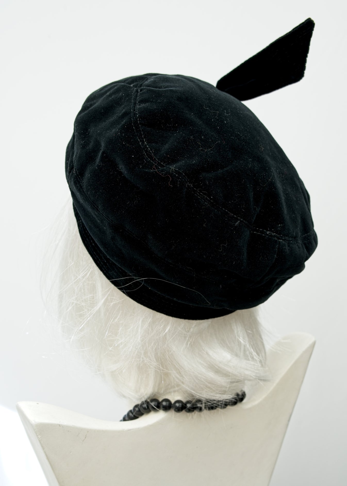 Vintage Wine Velvet 70s Beret Style Hat M/L main image 1