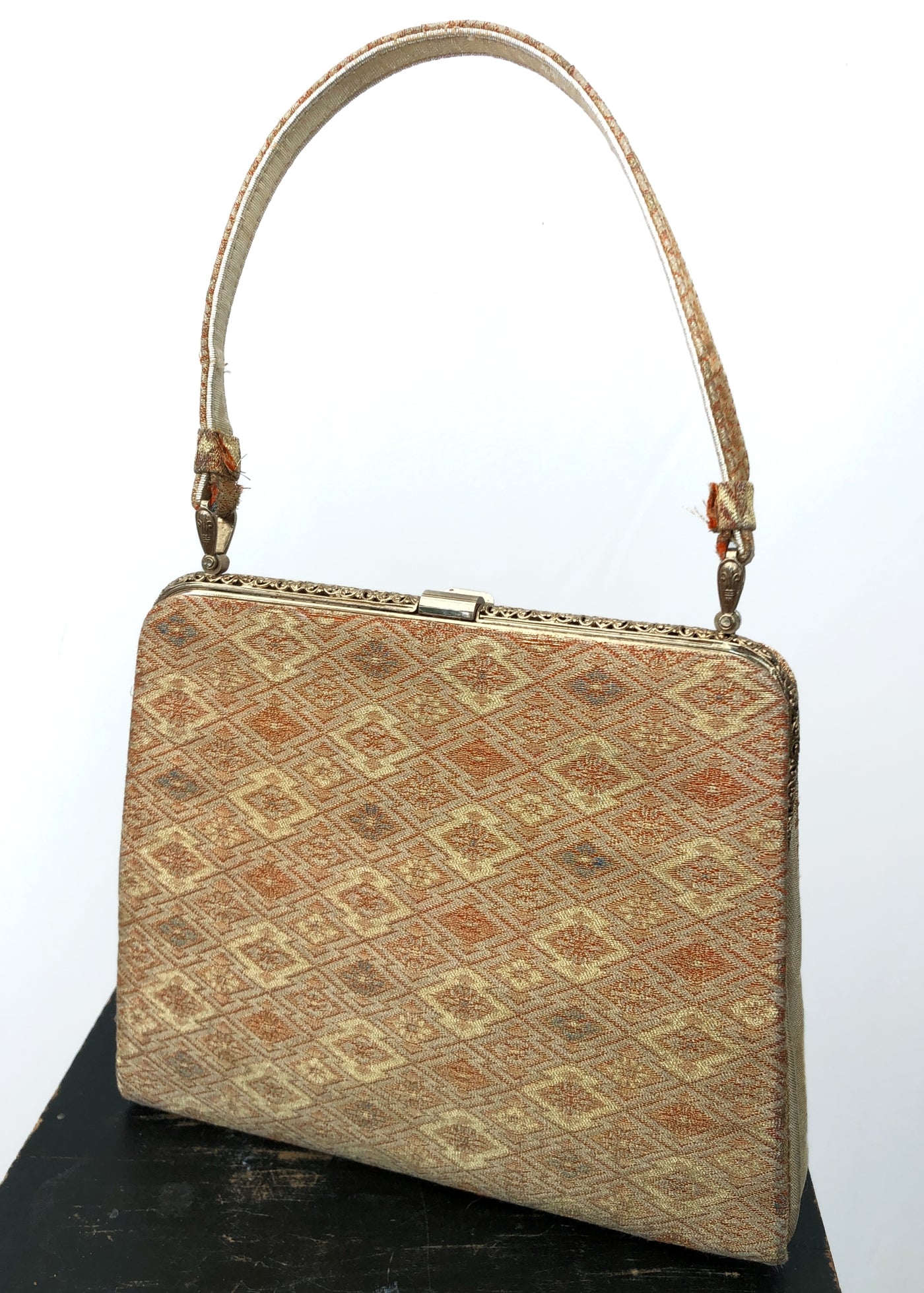 Vintage 50s Gold Brocade Lamé Purse with Yellow Lining