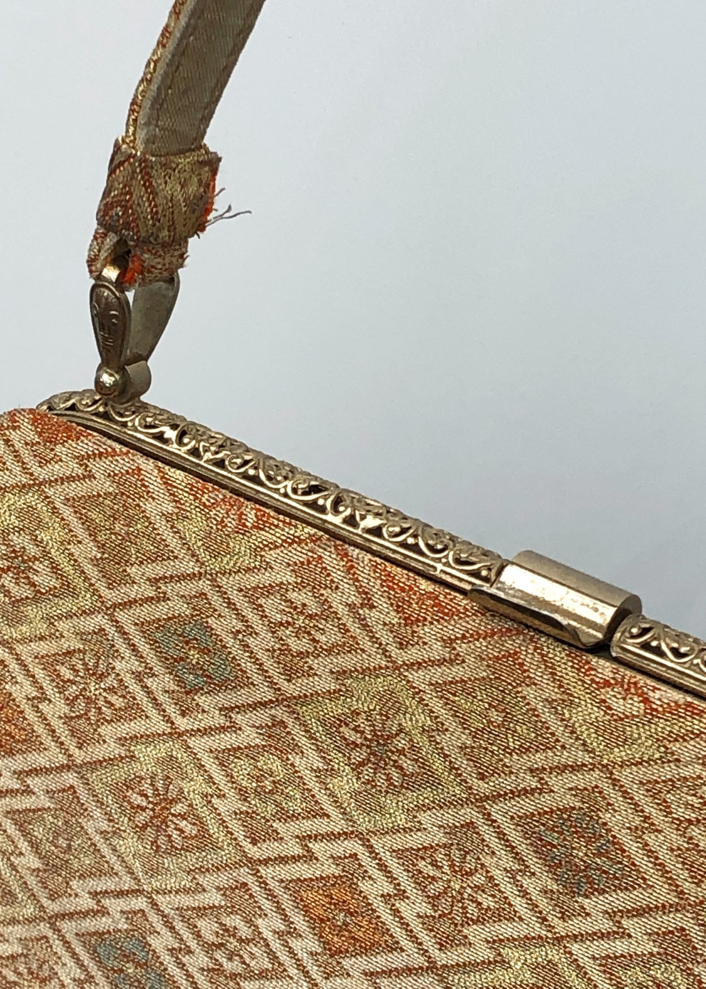 Vintage 50s Gold Brocade Lamé Purse with Yellow Lining