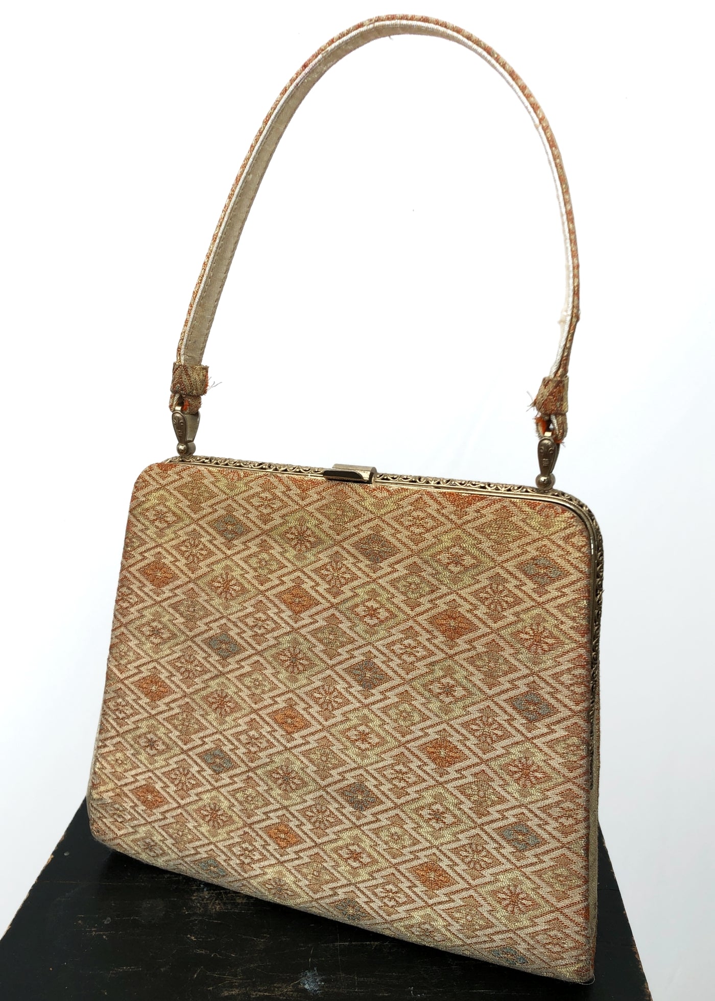 Vintage 50s Gold Brocade Lamé Purse with Yellow Lining