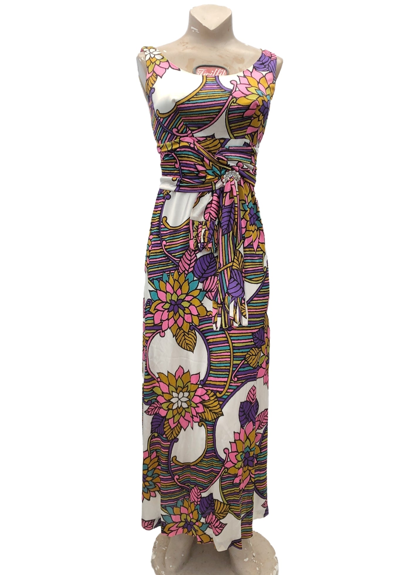 1960s Vintage Sleeveless Maxi Dress • Bold Floral Print • Pearl Accent