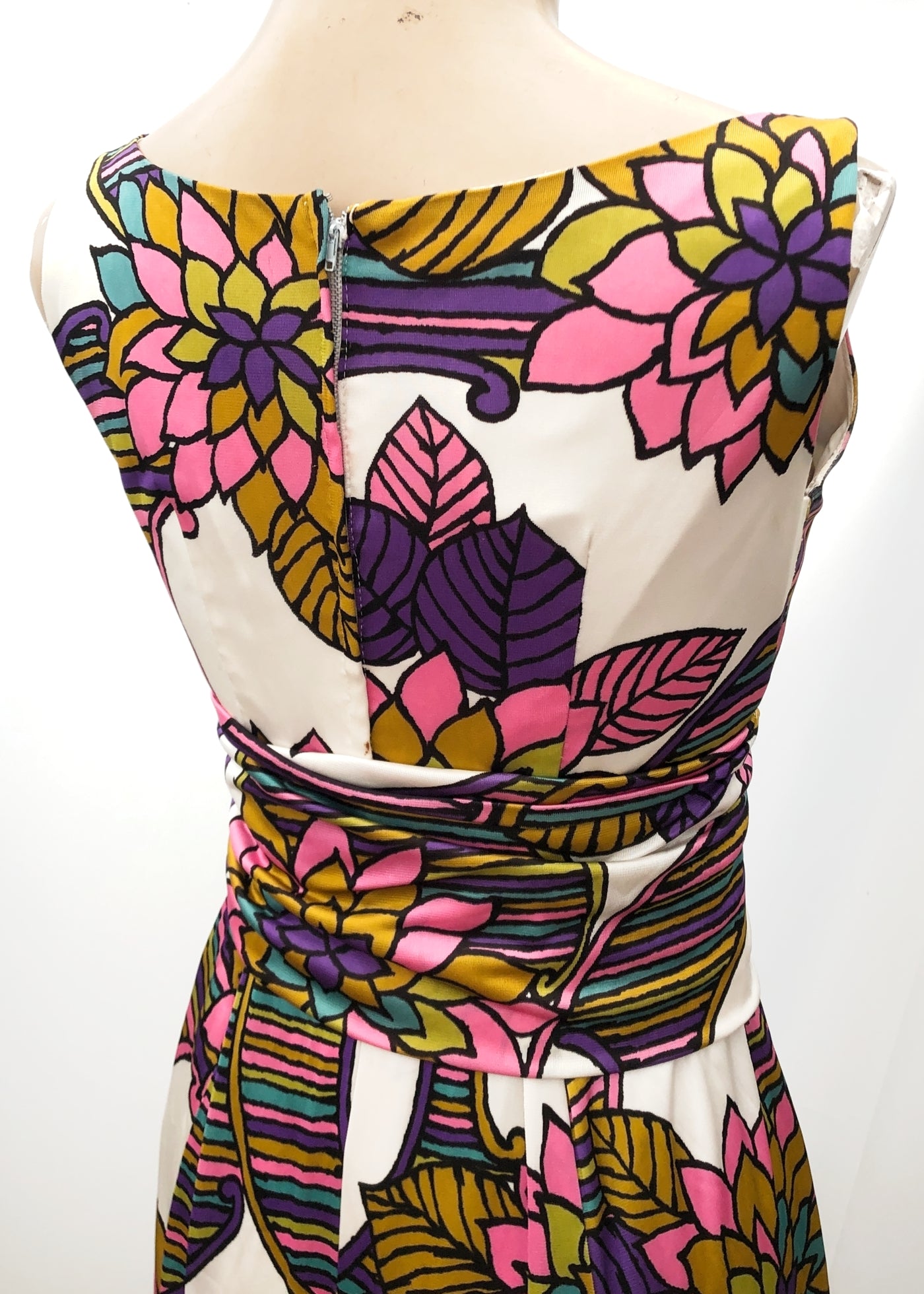 1960s Vintage Sleeveless Maxi Dress • Bold Floral Print • Pearl Accent