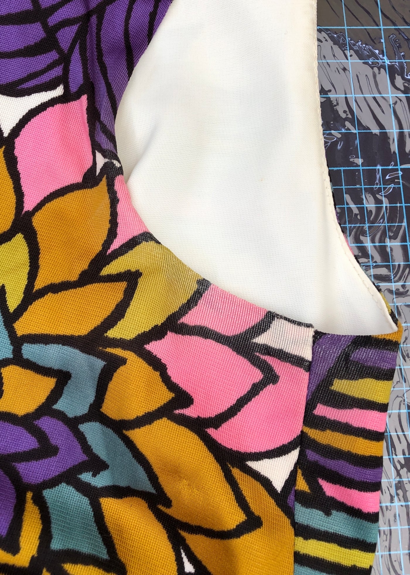 1960s Vintage Sleeveless Maxi Dress • Bold Floral Print • Pearl Accent