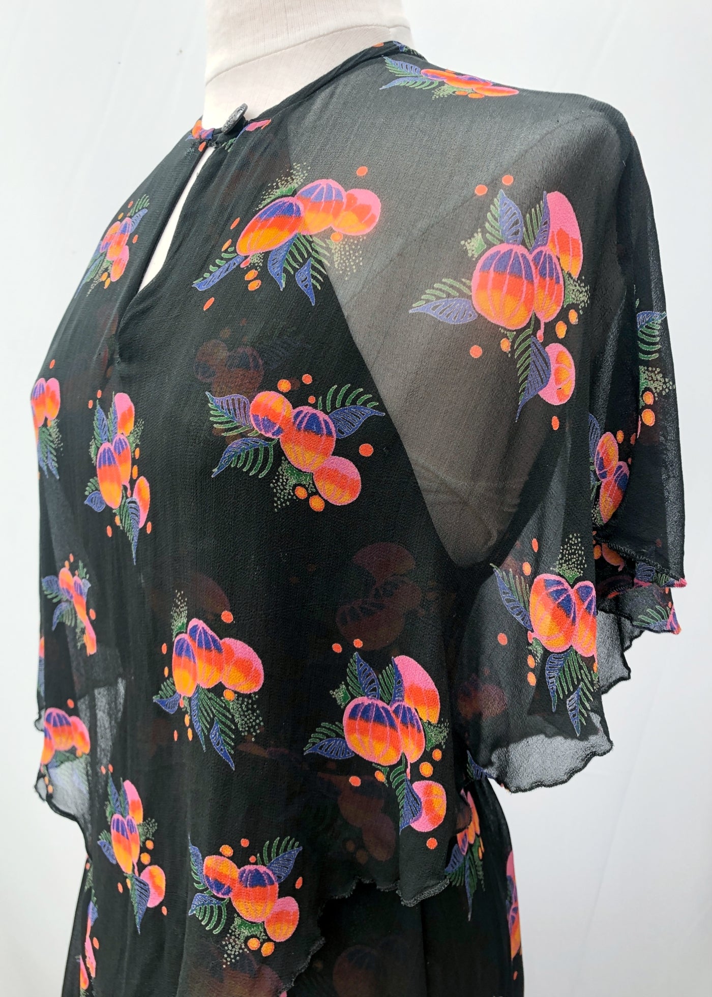 Vintage 70s does 30s Chiffon Caped Tiered Peplum Dress • Sleeveless