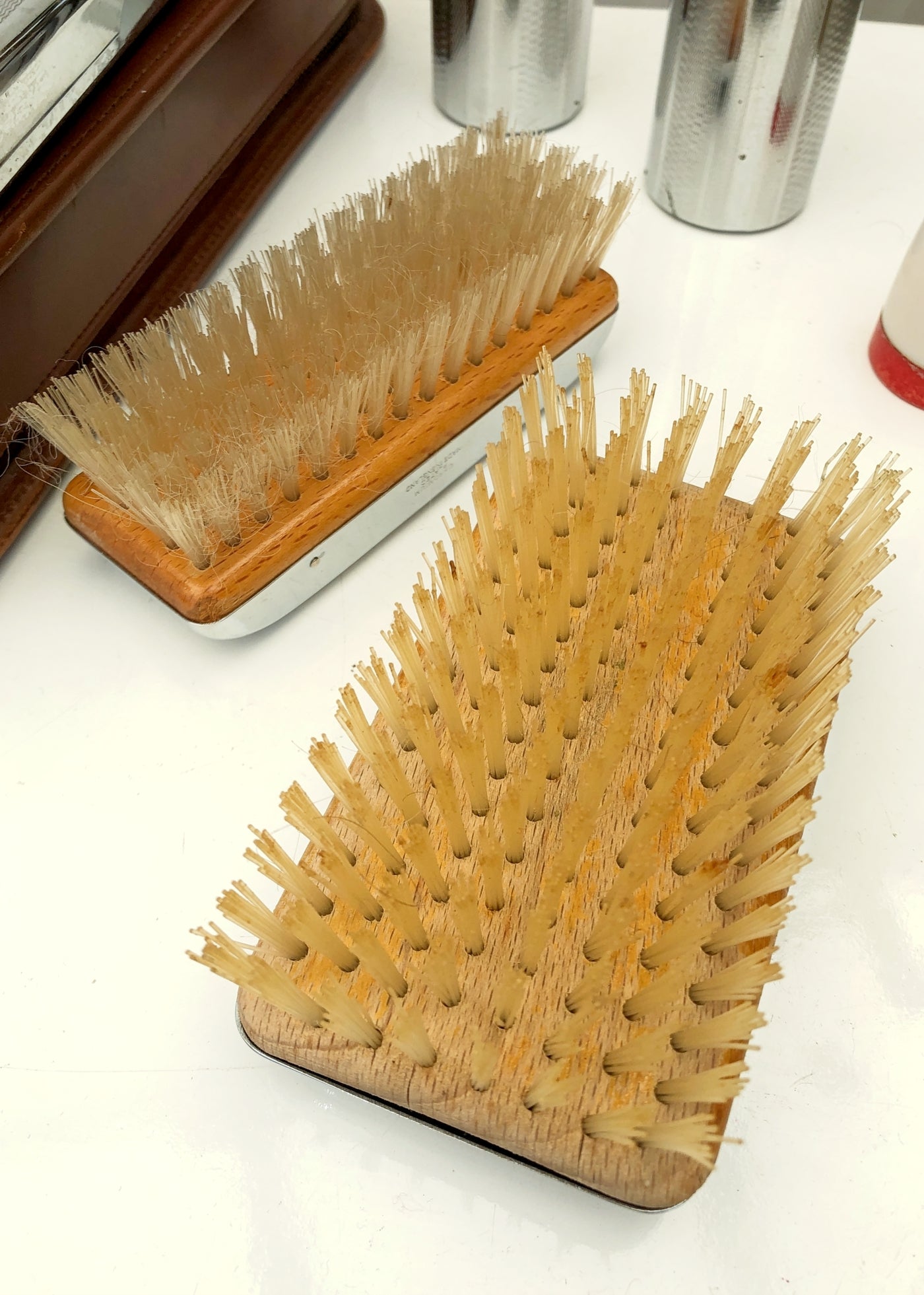 Men's Vintage 50s Connoisseur 7 Piece Travel Grooming Kit • Brown Leather