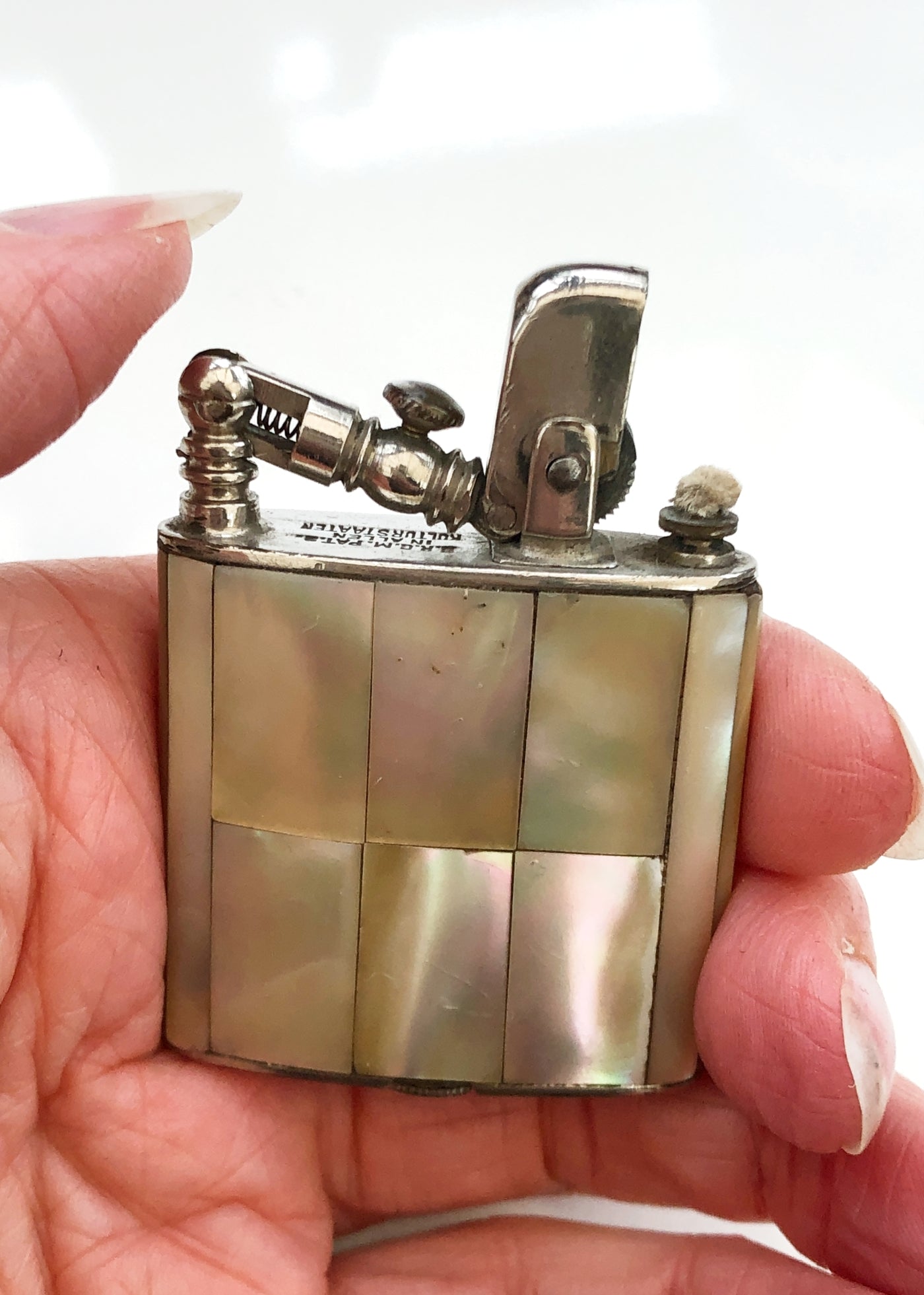 Vintage 1920s Deco Mother of Pearl Ladies Dress Lighter • German