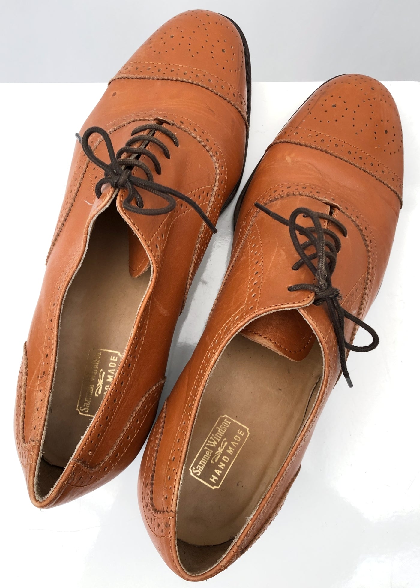 Men's Preloved Tan Samuel Windsor Brogue Shoes • Size 11