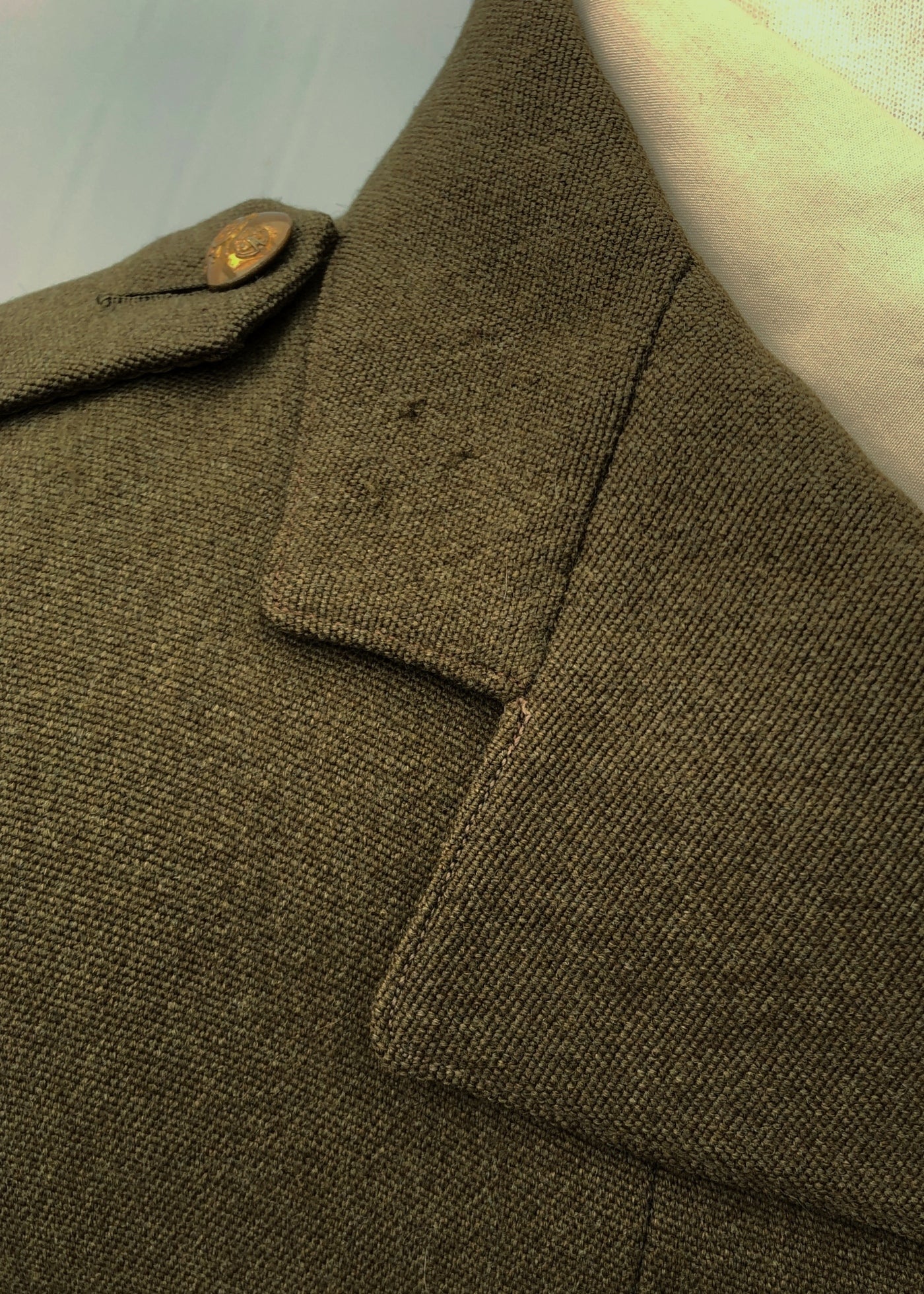 Vintage 40s British Army Royal Artillery Officer’s Tunic • King’s Crown Brass Buttons