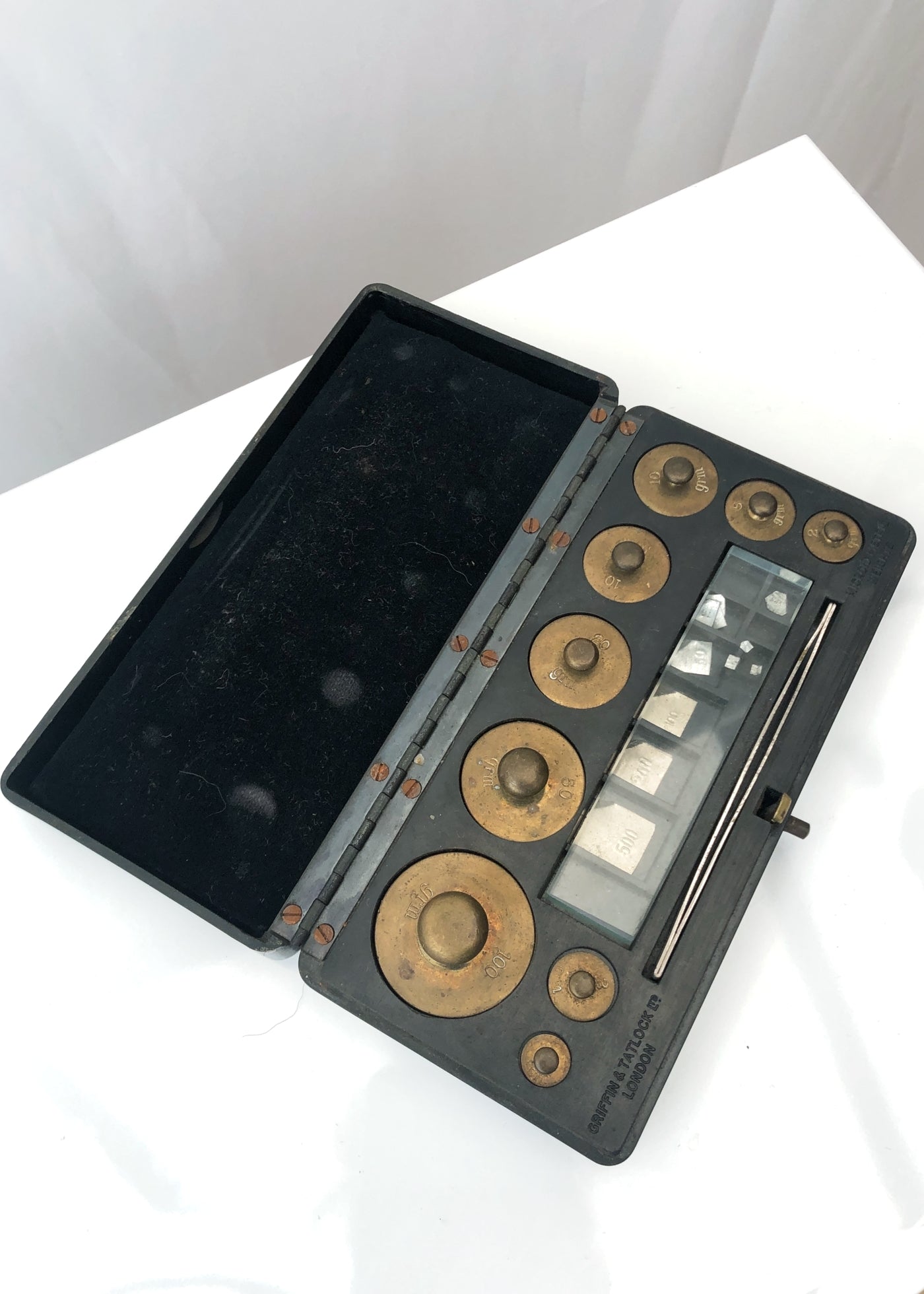 Vintage Bakelite Case of "Microid Metric" Lab' Apothecary Weights • Griffin & Tatlock