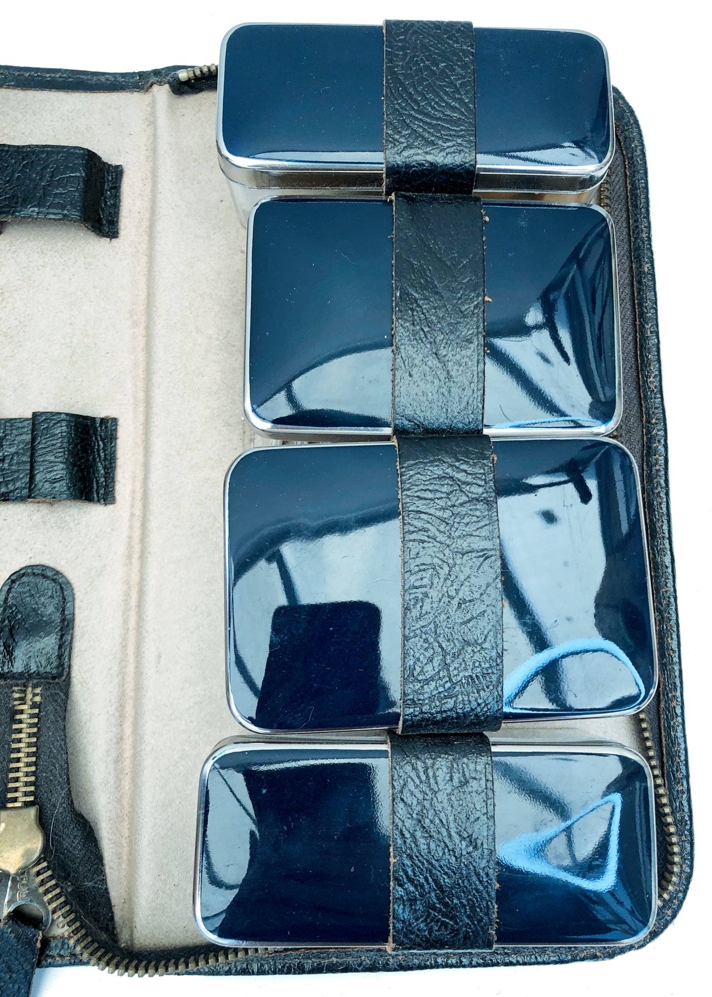 Men's Vintage 50s 4 Piece Travel Grooming Kit • Black Leather Case