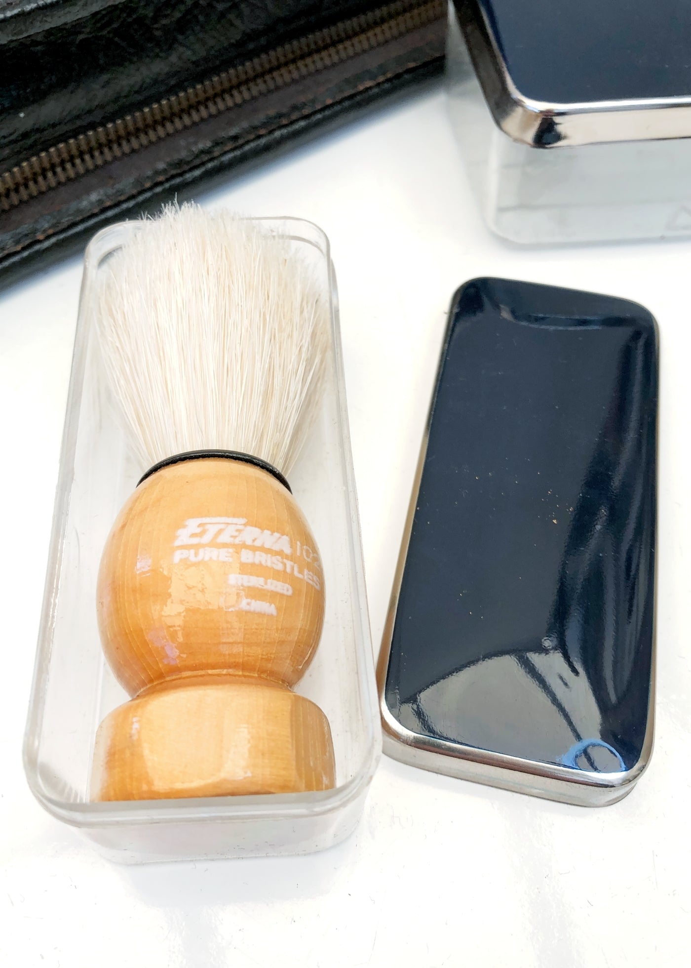 Men's Vintage 50s 4 Piece Travel Grooming Kit • Black Leather Case