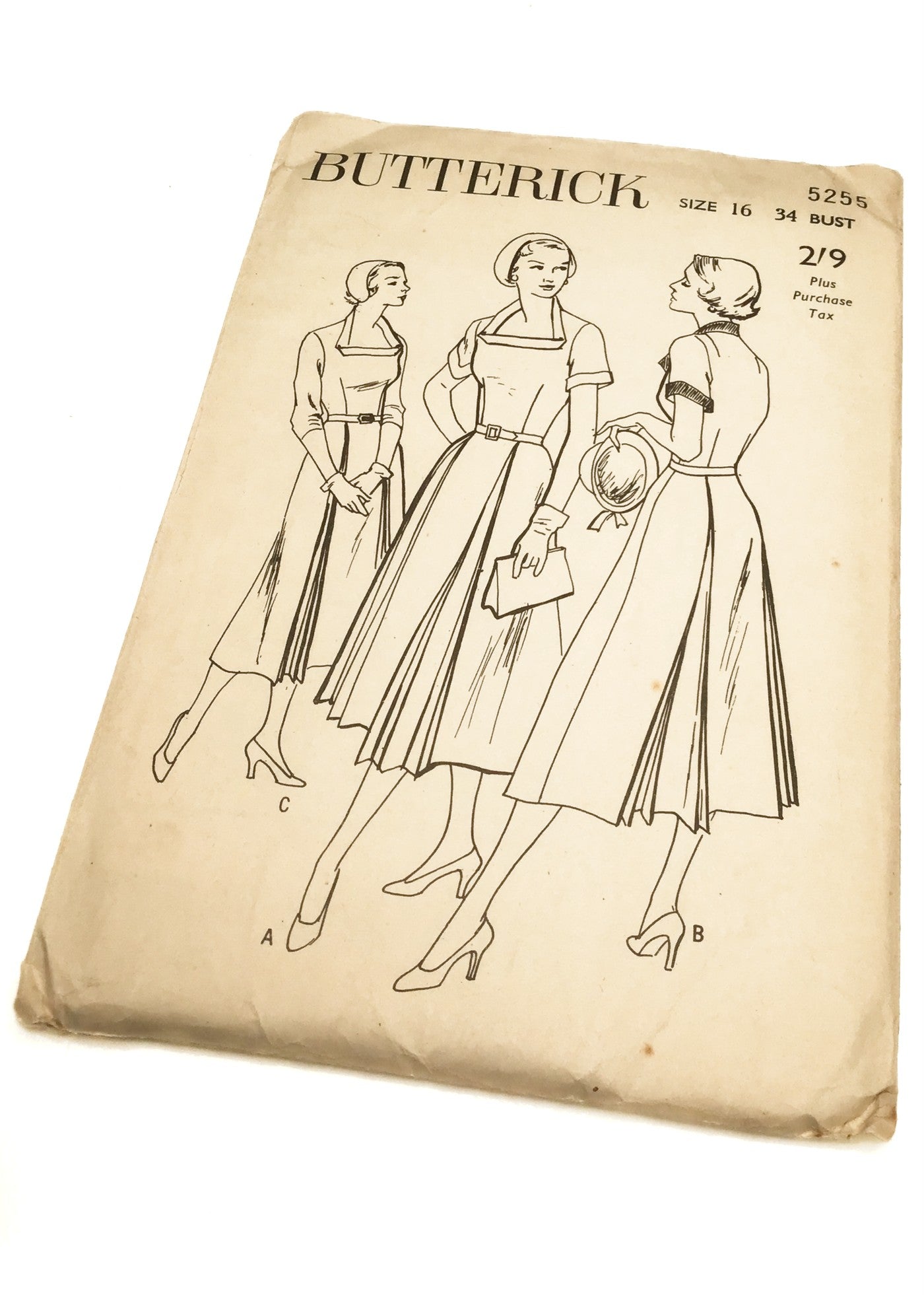 1940s Vintage Butterick #5255 Dressmaking Pattern • Shovel Neck Dress 34"