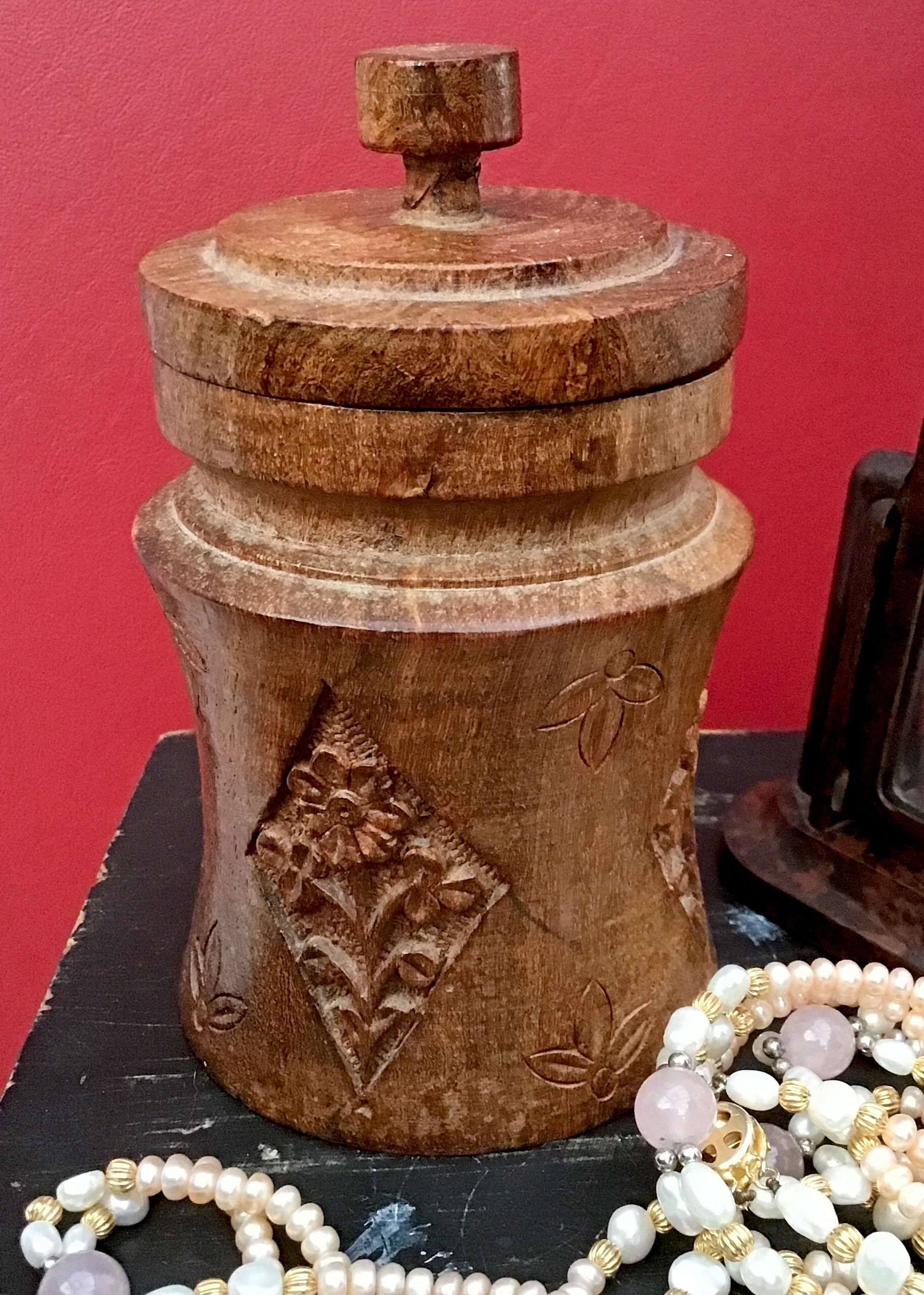 rustic vintage 40s hand carved trinket box