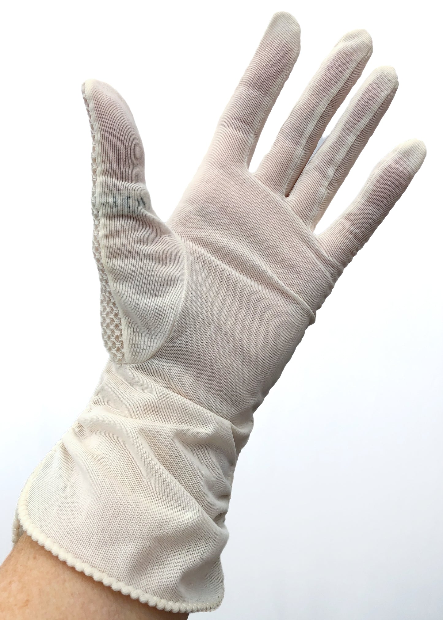 1960s Vintage Cream Lacey Net Bracelet Length Day Gloves • Church Gloves