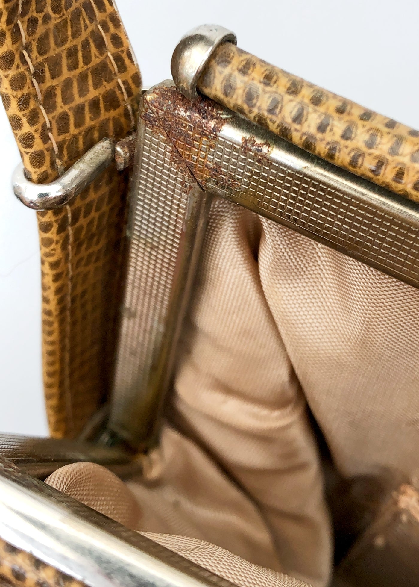 Vintage 60s Faux Lizard Skin Kelly Handbag • Light Tan