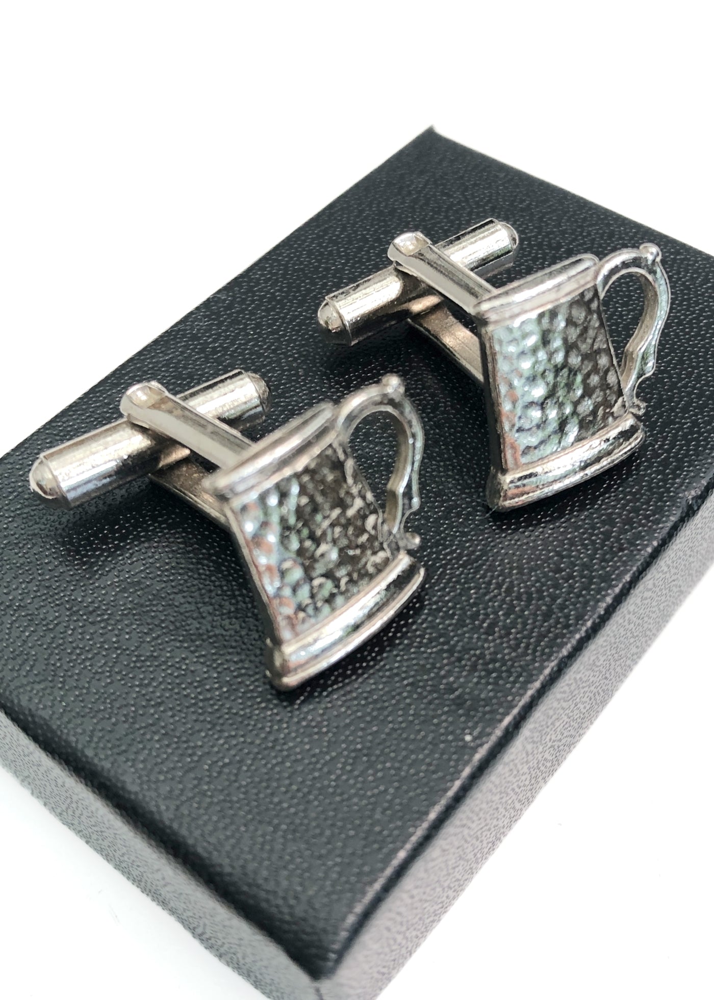 Vintage Novelty Tankard Cufflinks • Hammered Metal