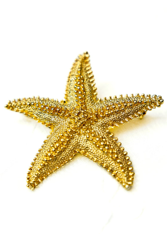 Large Vintage Monet Gold Textured Starfish Brooch