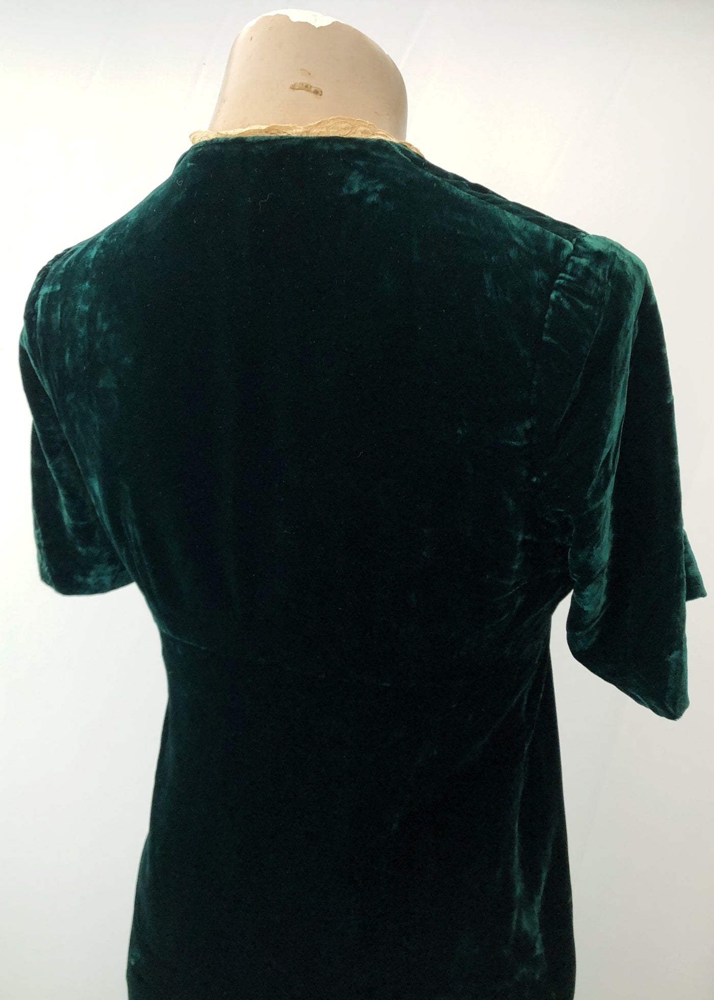 Vintage 60s Emerald Green Silk Velvet Mod Mini Dress • 8/10