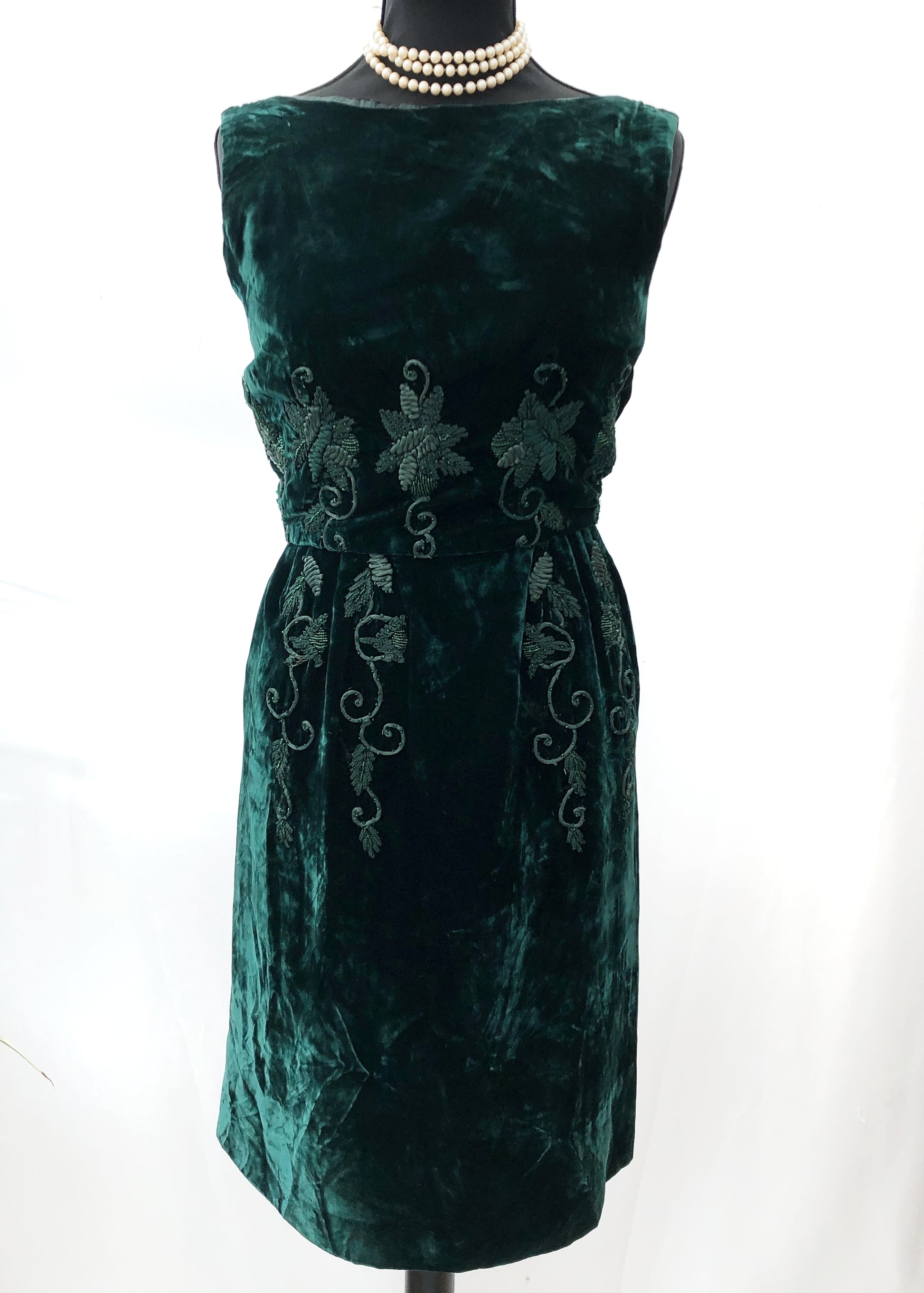 Vintage 60s Green Velvet embroidered Cocktail Dress • XS