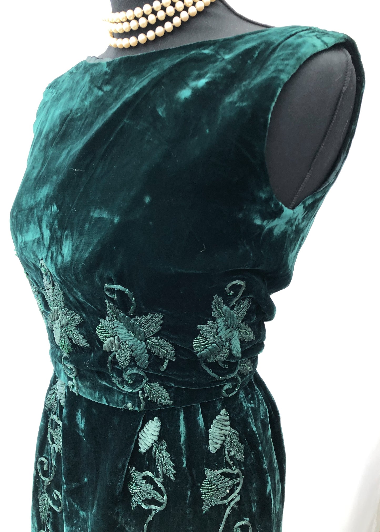 Vintage 60s Emerald Green Velvet Cocktail Dress • XS