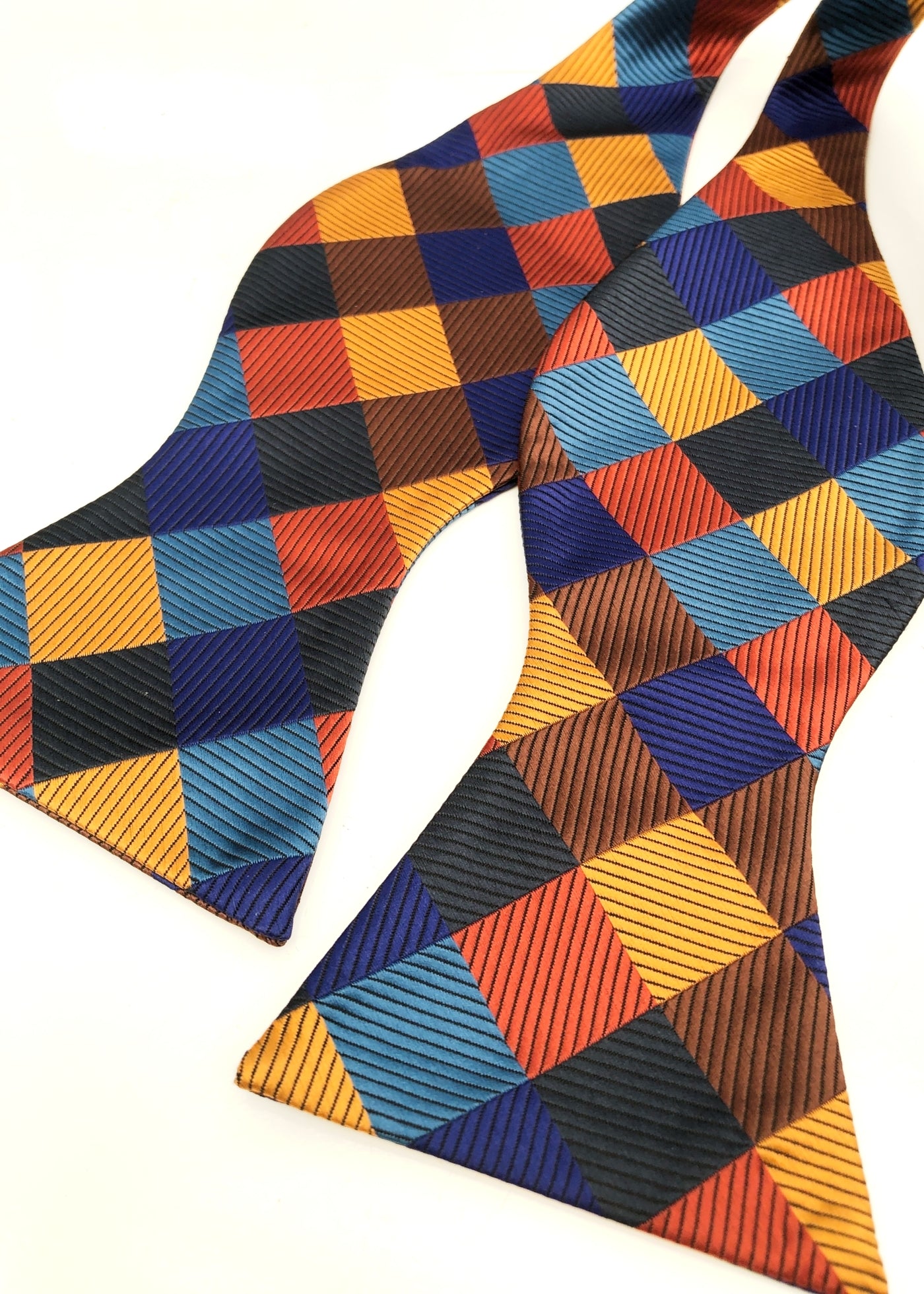 Preloved Colourful Silk Self-Tied Bow Tie • Hisdern