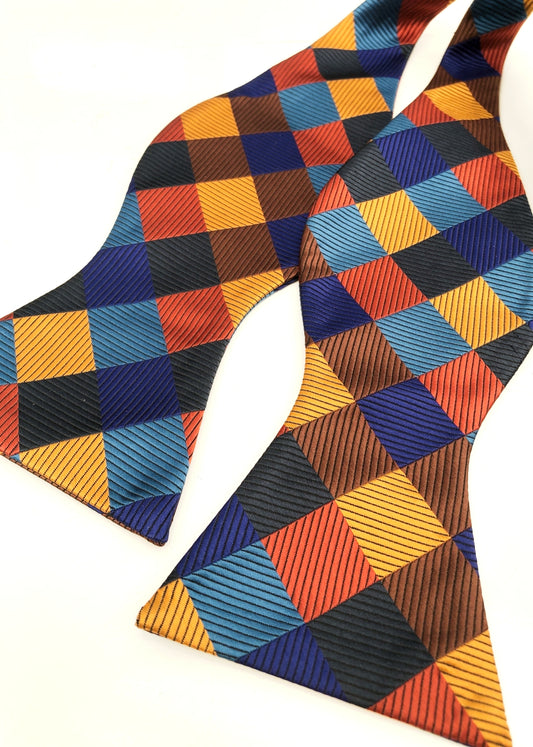 Preloved Colourful Silk Self-Tied Bow Tie • Hisdern