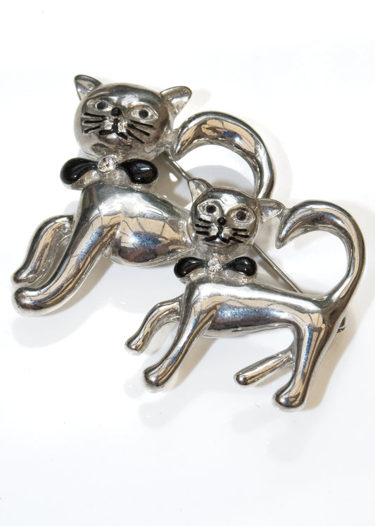 Vintage Cats on the Town Brooch • Silvertone