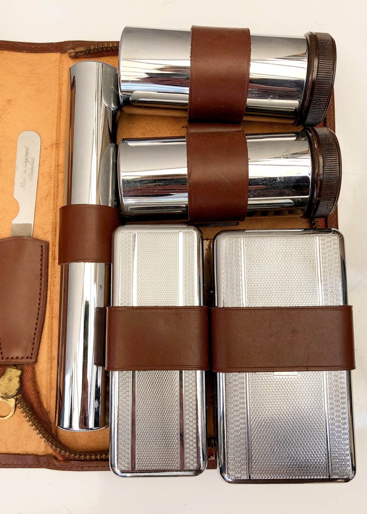 Men's Vintage 50s 5 Piece Travel Grooming Kit • Brown Leather