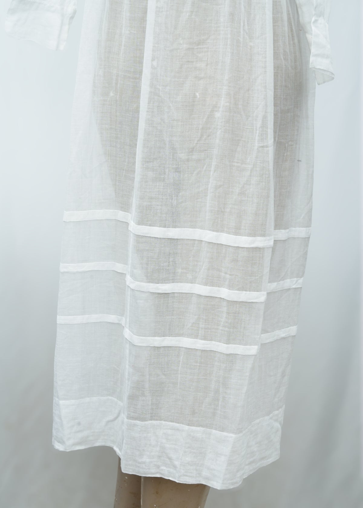 Antique Edwardian White Gauze Muslin Lawn Dress