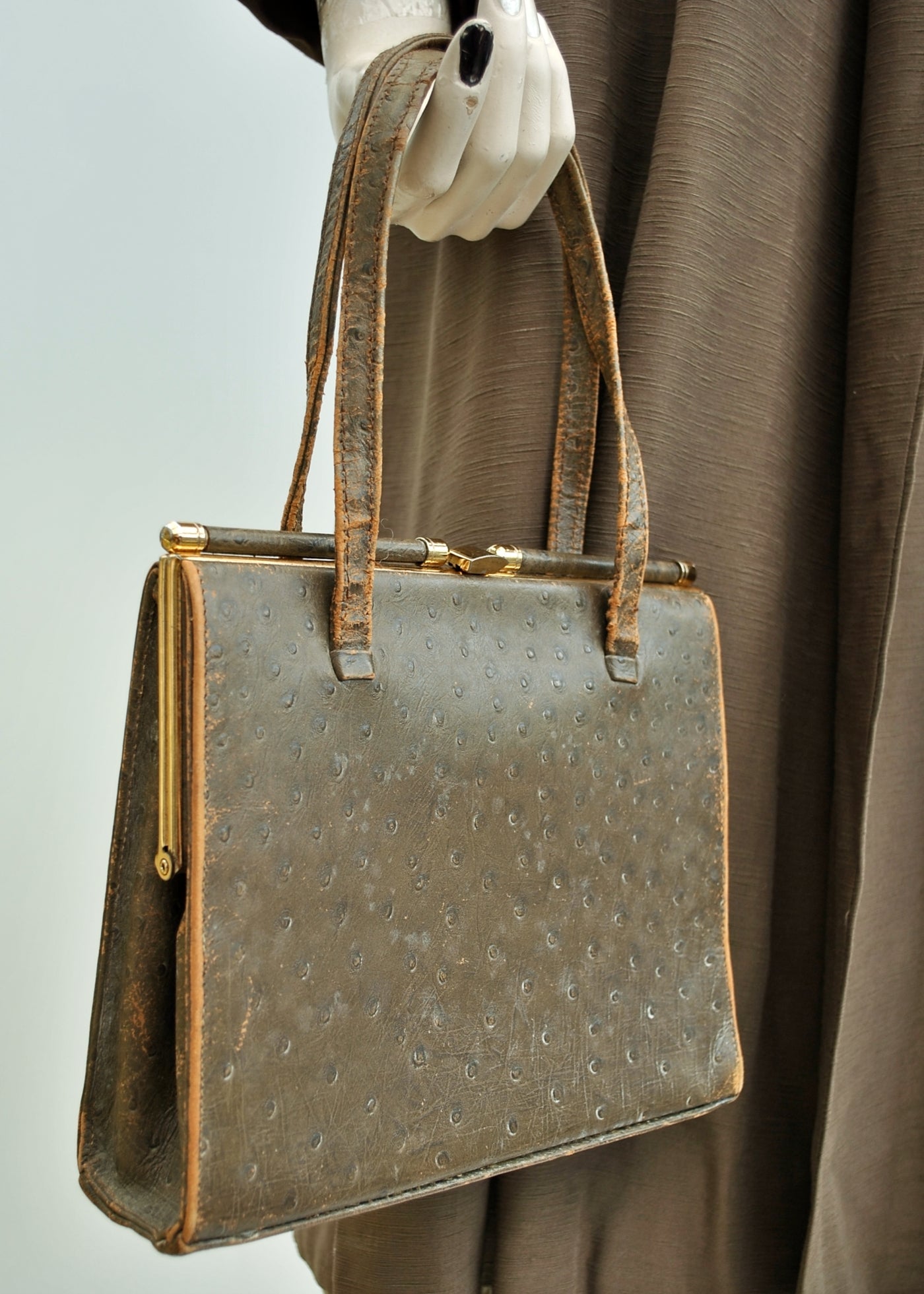 Vintage 50s Brown Ostrich Leather Kelly Bag • Handbag