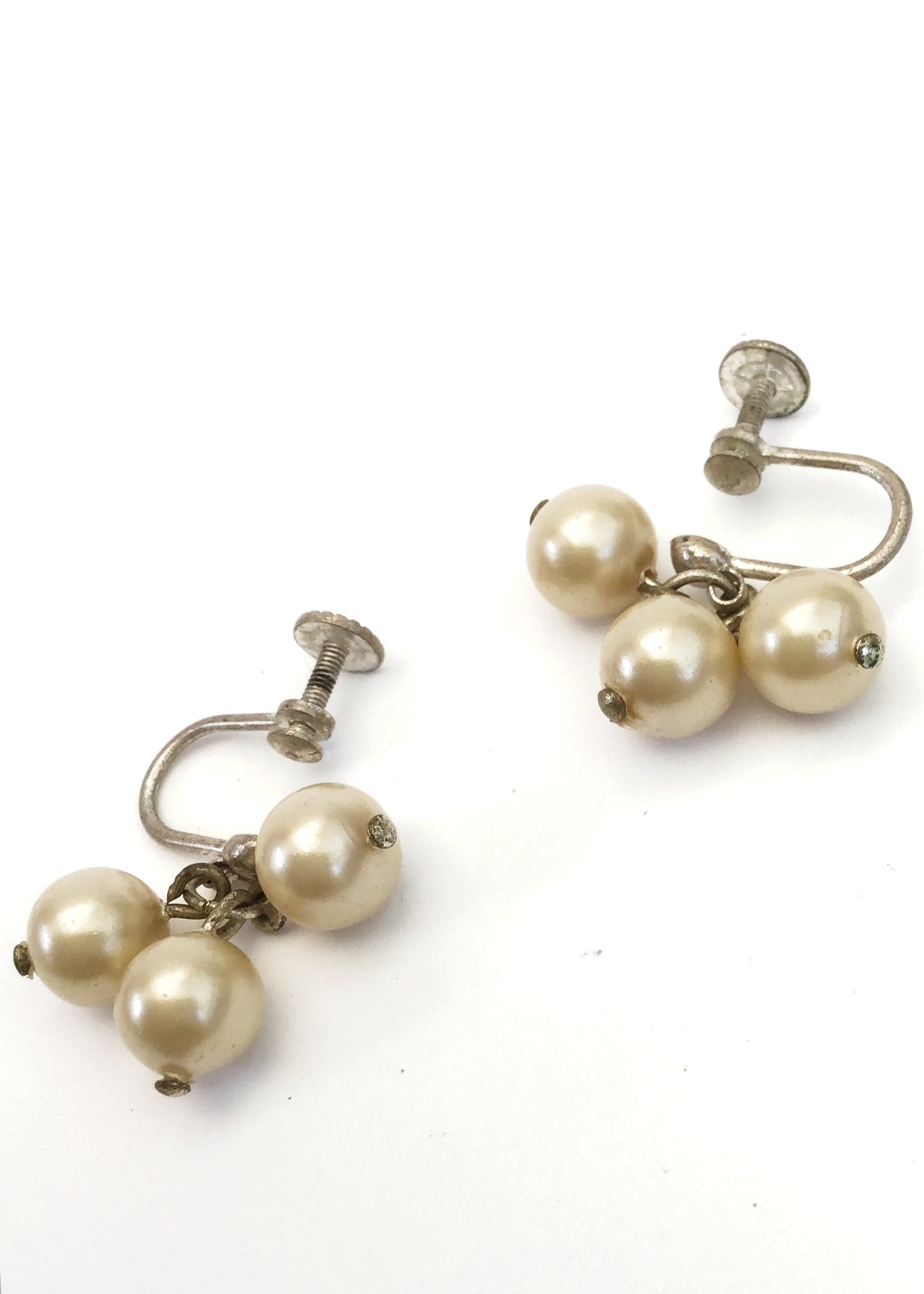 1930s/40s Vintage Faux Pearl Cluster Screw On Earrings