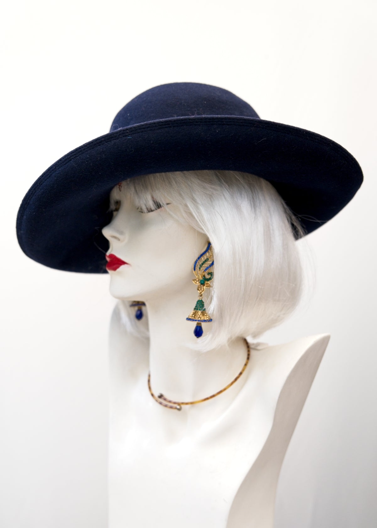 1970s Vintage Wide Brim Felt Phillip Somerville Hat • Blue Red Flower