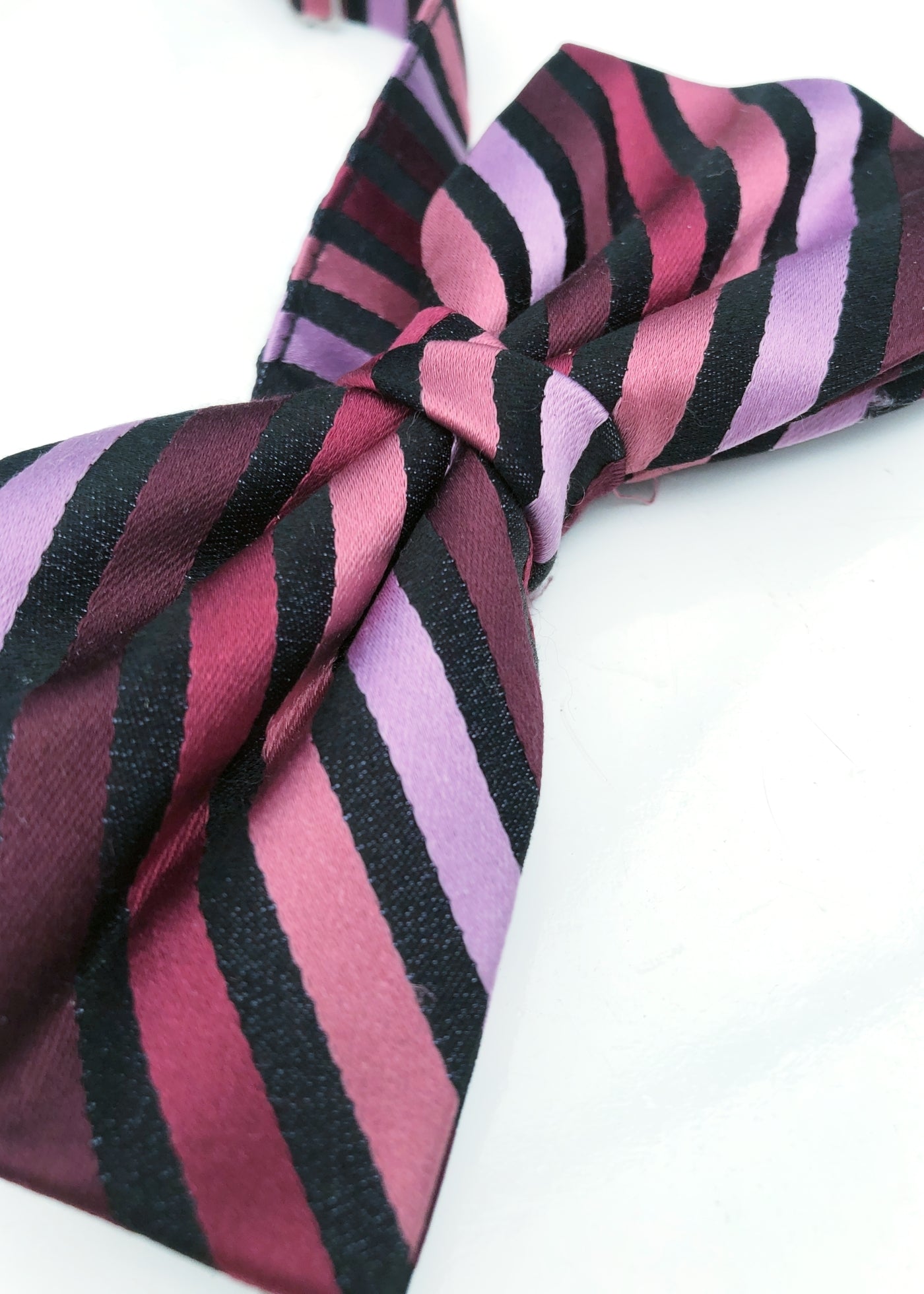 Preloved Purple Striped Pre-Tied Bow Tie