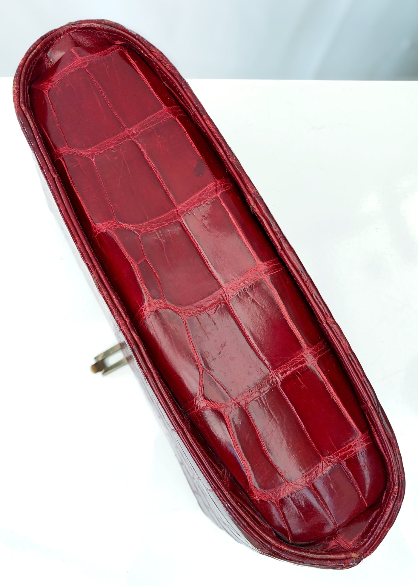 Vintage 40s Red Alligator Crocodile Handbag