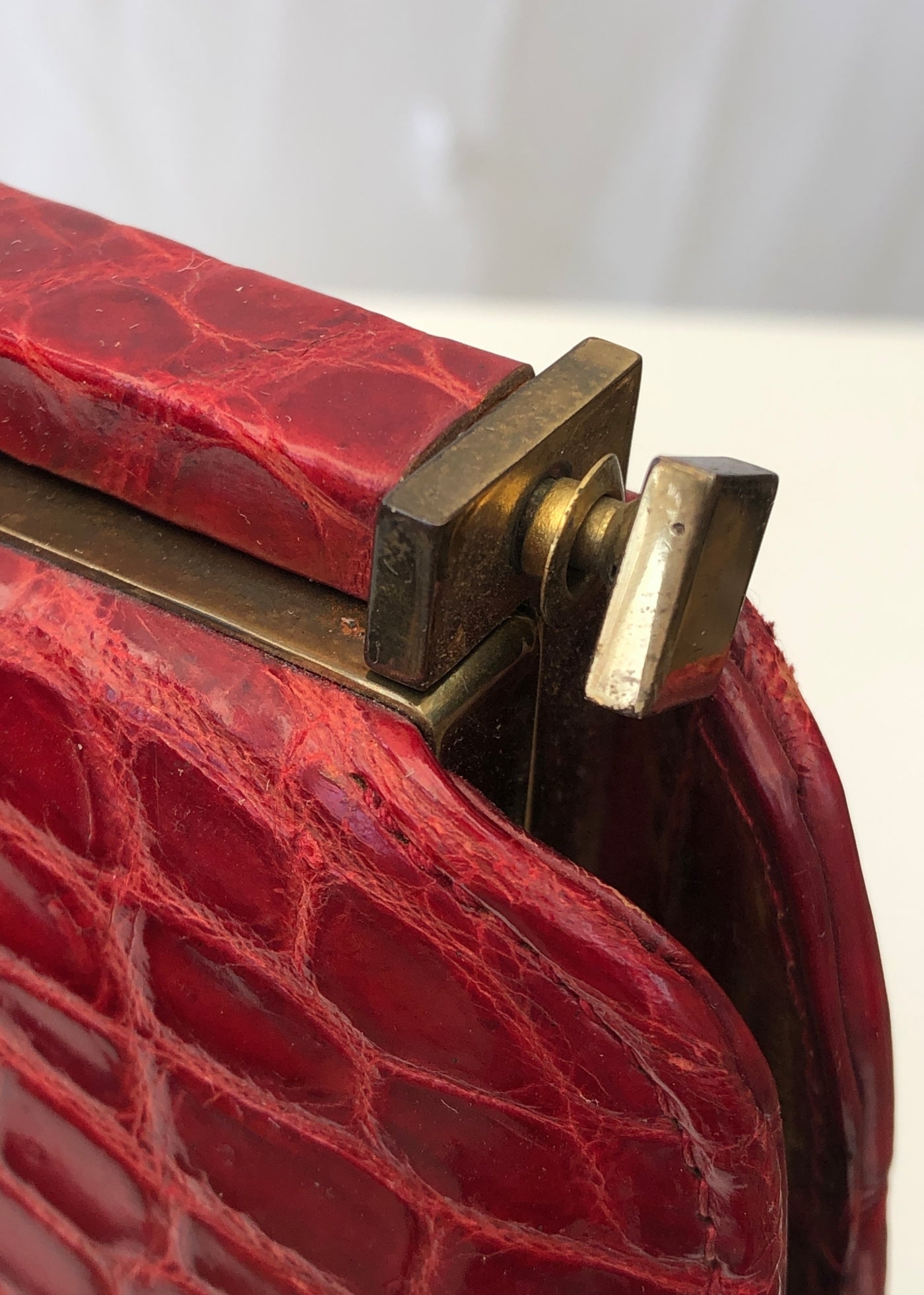 Vintage 40s Red Alligator Crocodile Handbag