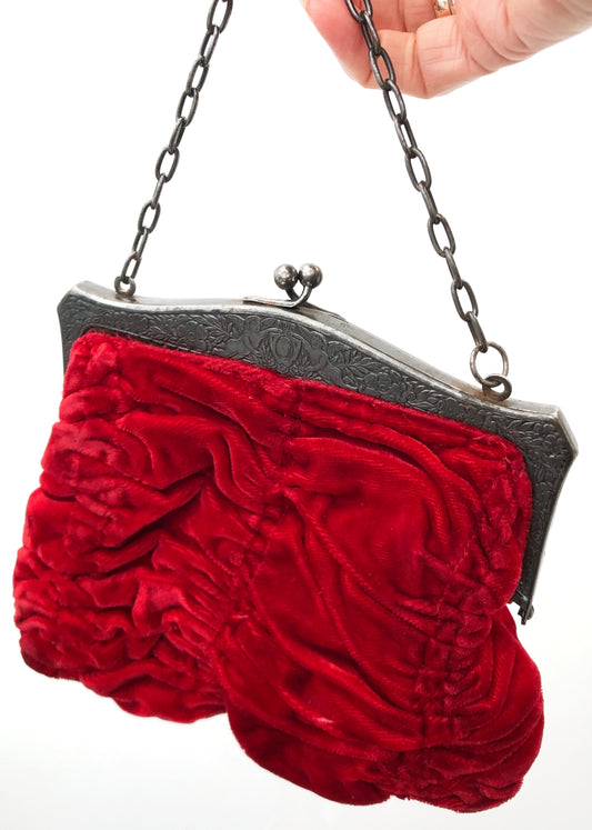 Vintage Red Velvet Evening Purse Engraved Metal Frame • Coffin Pleats