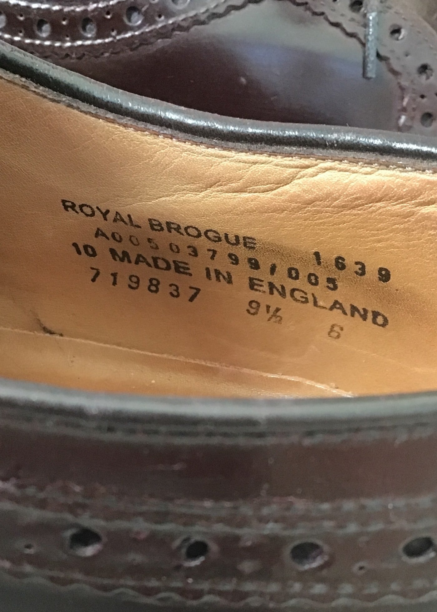 The Royal Brogue Loakes Shoes • Size UK 9.5