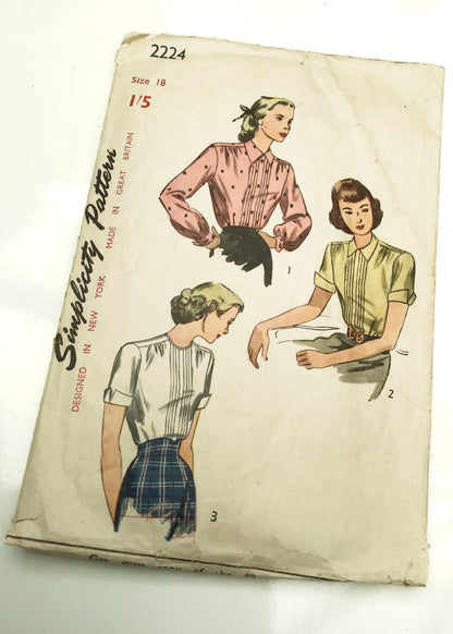 1940s Vintage Simplicity #2224 Dressmaking Pattern • Misses' and Women's Blouse