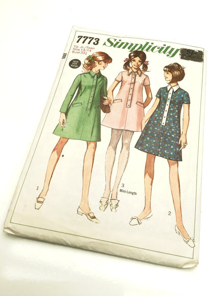 1960s Vintage Simplicity #7773 Dressmaking Pattern • Jr Teen  Shirt Dress 33.5"