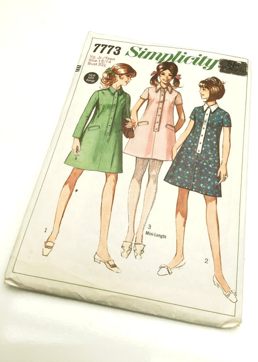 1960s Vintage Simplicity #7773 Dressmaking Pattern • Jr Teen  Shirt Dress 33.5"