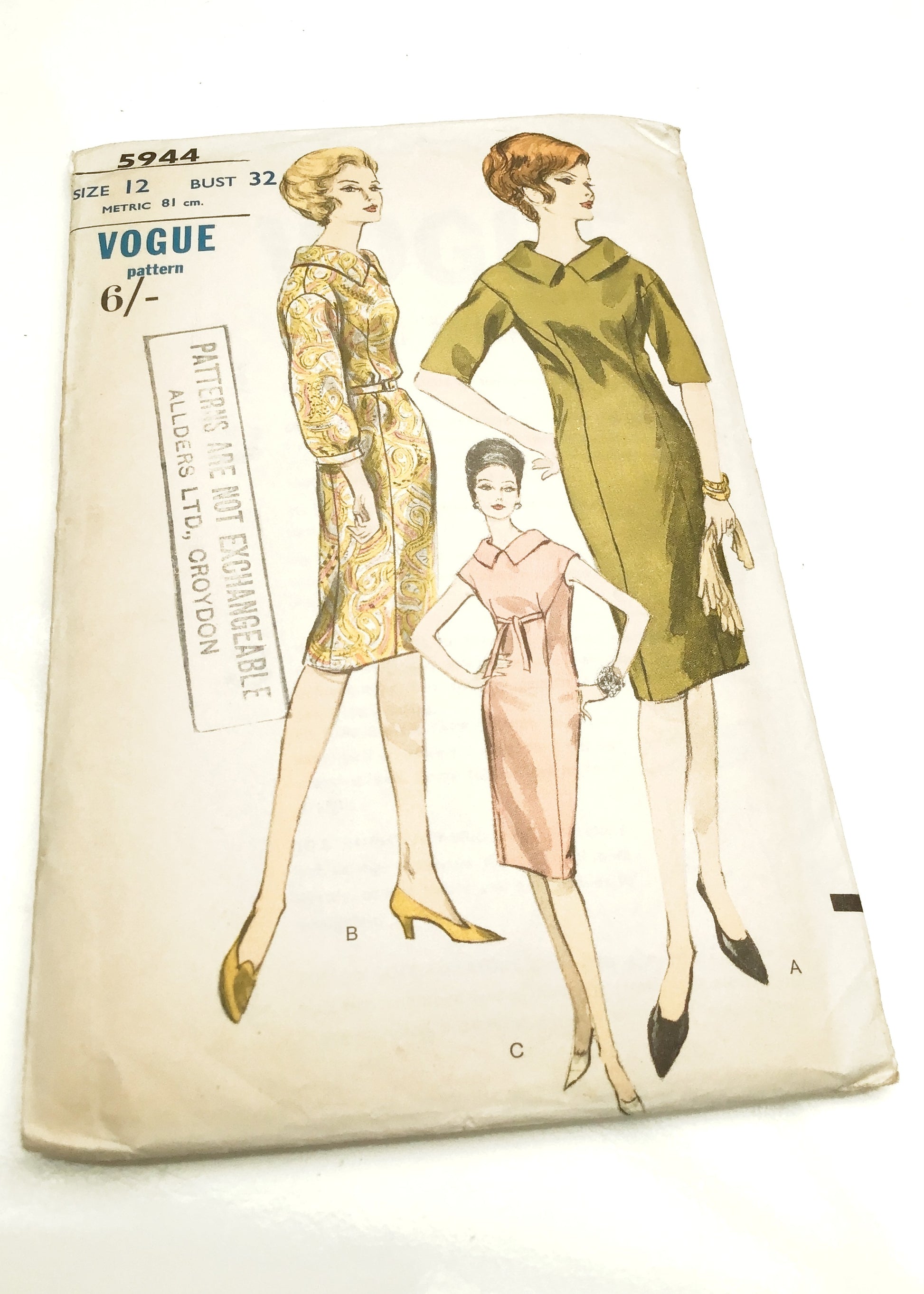 1960s Vintage Vogue #5944 Dressmaking Pattern • One Piece Sheath Dress 32"