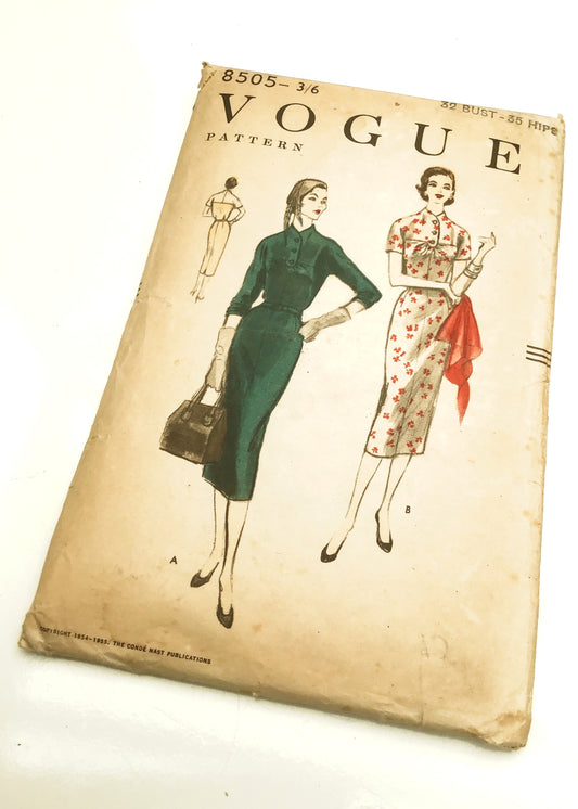 1950s Vintage Vogue #8505 Dressmaking Pattern • One Piece Slimline Dress Kimono Sleeves 32"