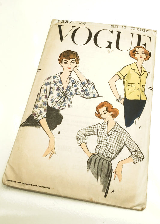 1950s Vintage Vogue #9387 Dressmaking Pattern • Blouse 32"