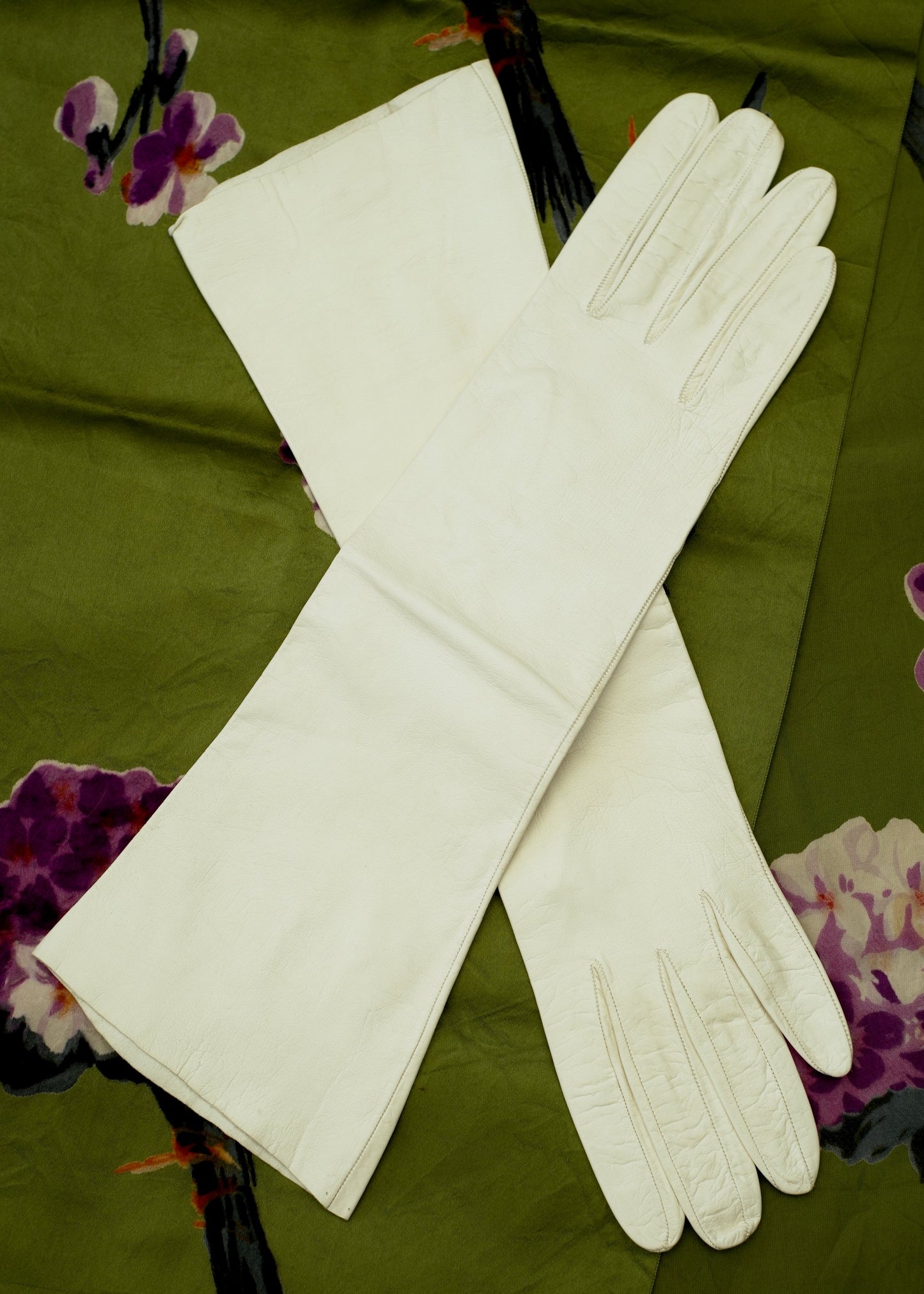 Vintage White Kid Leather Evening Gloves Size 6.5