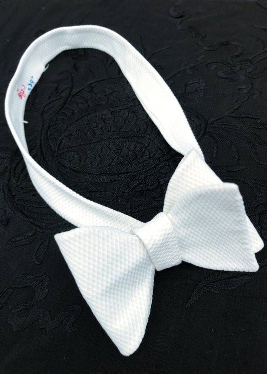 Vintage White Marcella Thistle Bow Tie • Self Tie Piqué