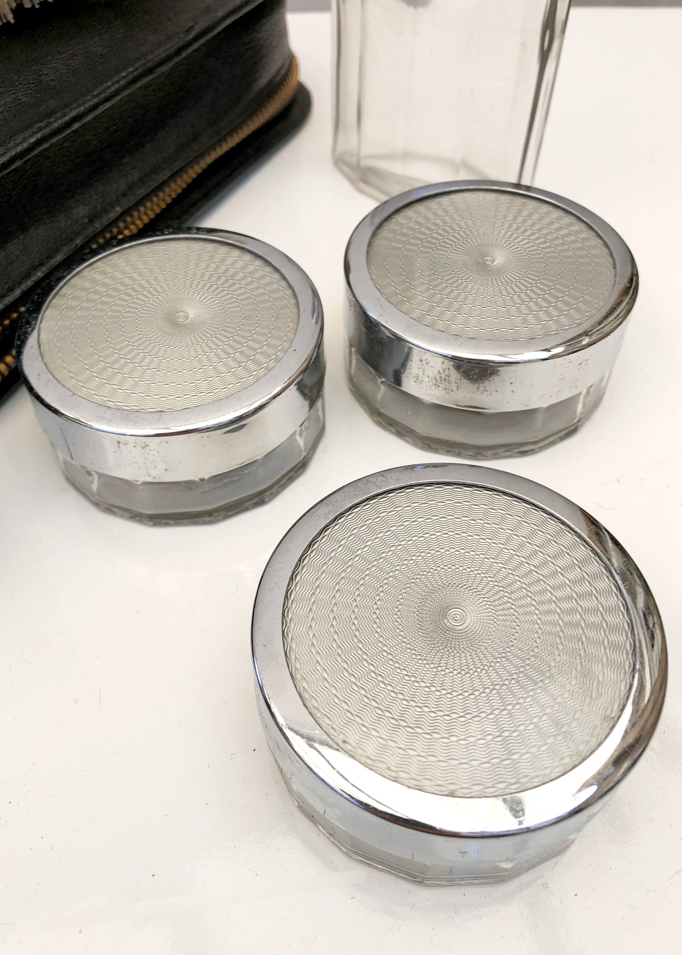 Vintage 50s Women's Travel Grooming Vanity Kit • Leather Case